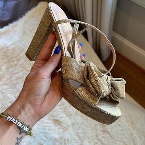 Lulu’s Platform Bow Shoes